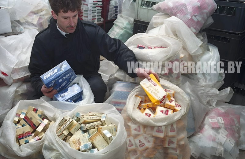 1993 год. Пункт пропуска «Брест-Тересполь»: Один из рабочих дней польской таможни