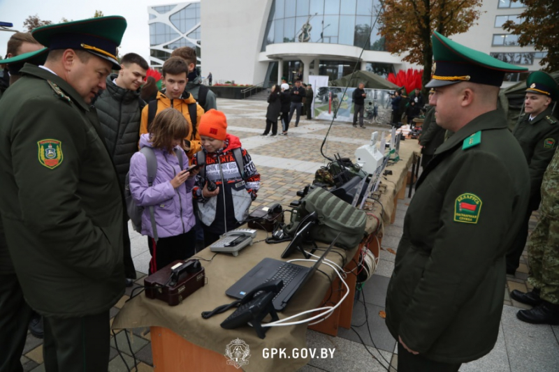 В Гродно прошло торжественное мероприятие, приуроченное к 80-летию Гродненской пограничной группы