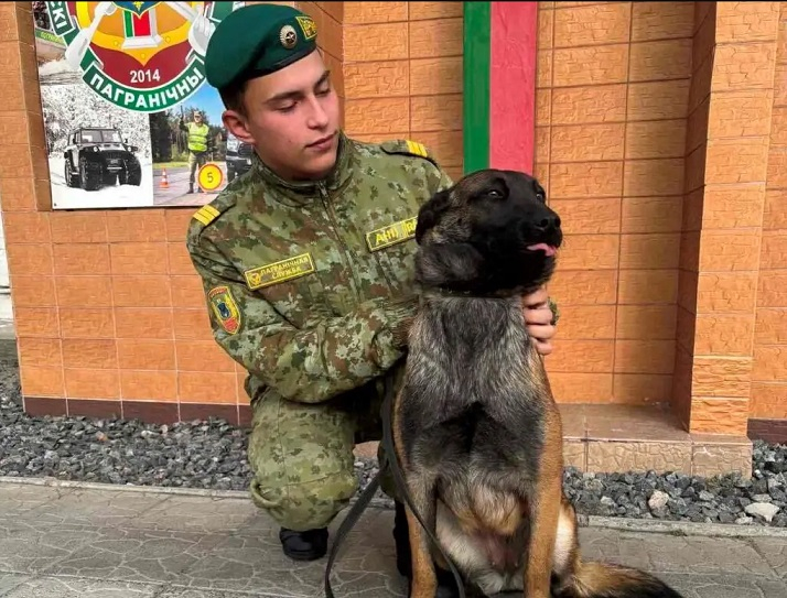 Сержант Даниил Бекер из агрогородка Хотляны проходит военную службу на пограничной заставе «Киров», которая охраняет Государстве