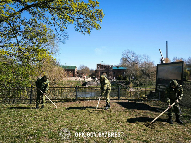 В Бресте прошел общереспубликанский субботник