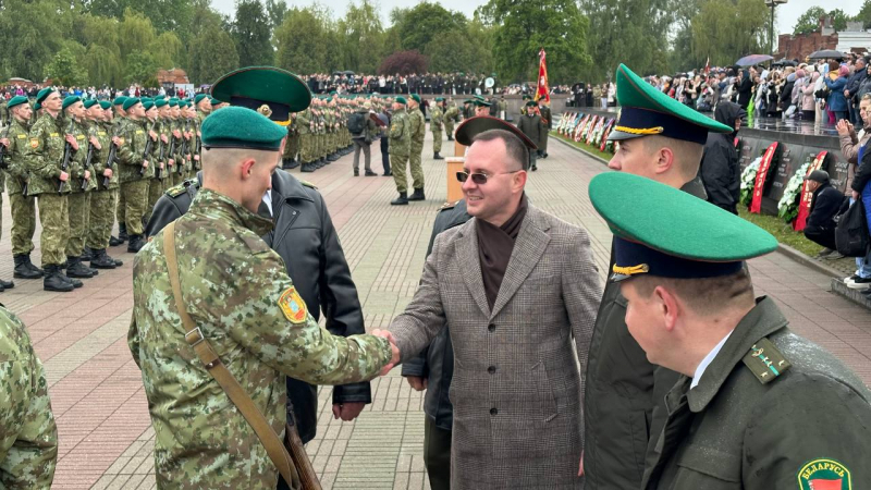 17 мая, в МК "Брестская крепость-герой" состоялось торжественное принятие присяги новобранцами Брестской пограничной группы