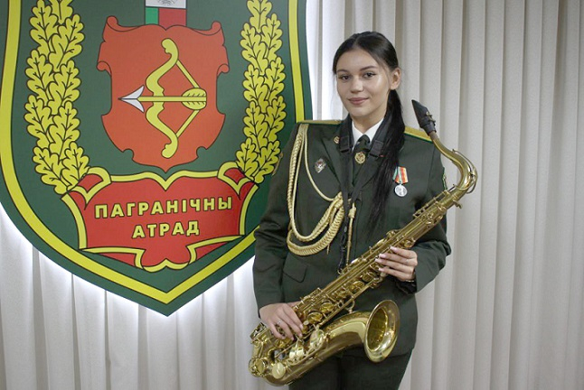 Музыка и служба: история Алины Боричевской из Пинска