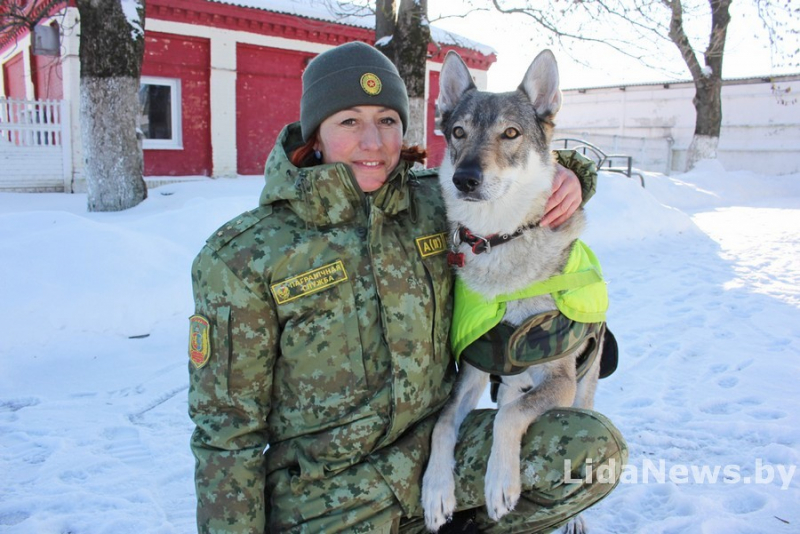 Старший инспектор отделения службы собак Лидского погранотряда Ольга Островская.