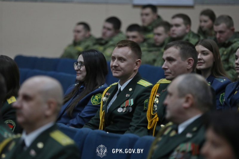 Центр подготовки специалистов пограничного контроля отмечает 65-летие...