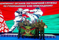 Начальник физической подготовки и спорта капитан Валентин Клышейко