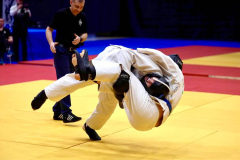 Начальник физической подготовки и спорта капитан Валентин Клышейко