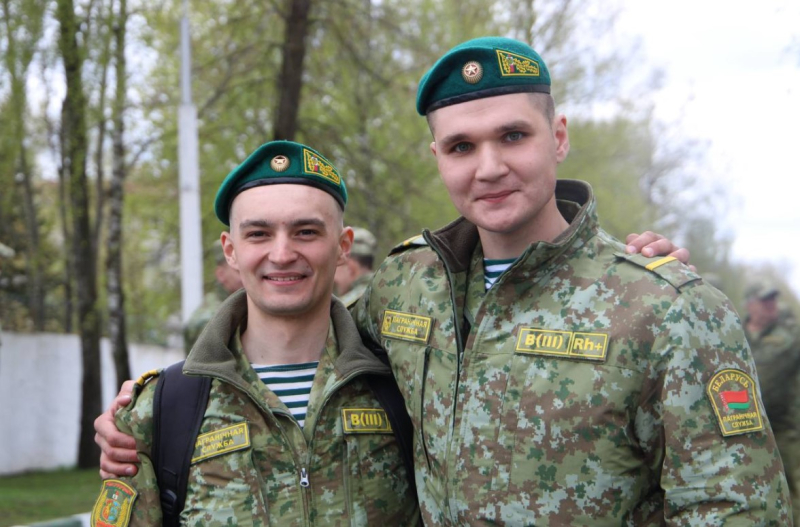 С честью отслужили!