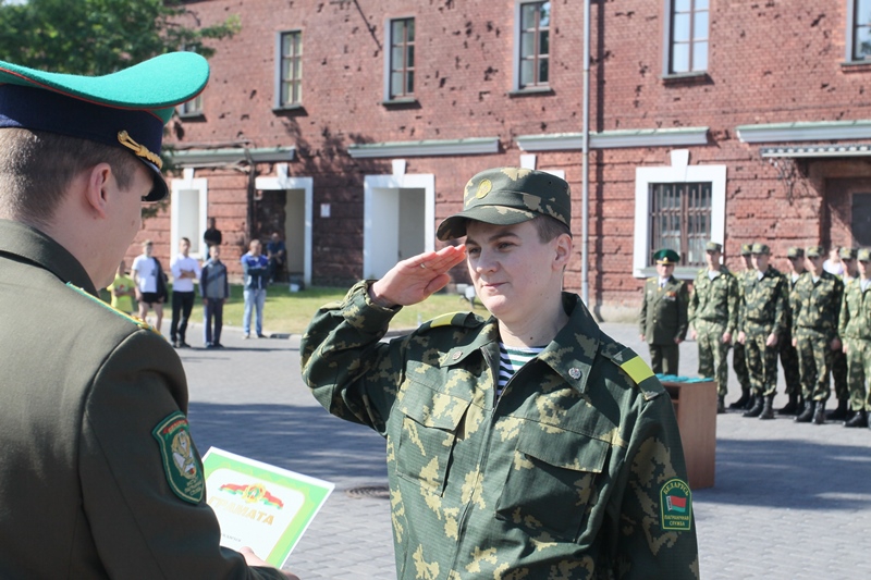 Выпуск слушателей центра подготовки специалистов пограничного контроля