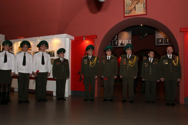 Выпуск младших офицеров...Центр подготовки специалистов пограничного контроля...04.12.2015