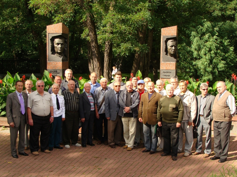 28 августа 2012 года 15-я годовщина со дня смерти Варлама Кублашвили