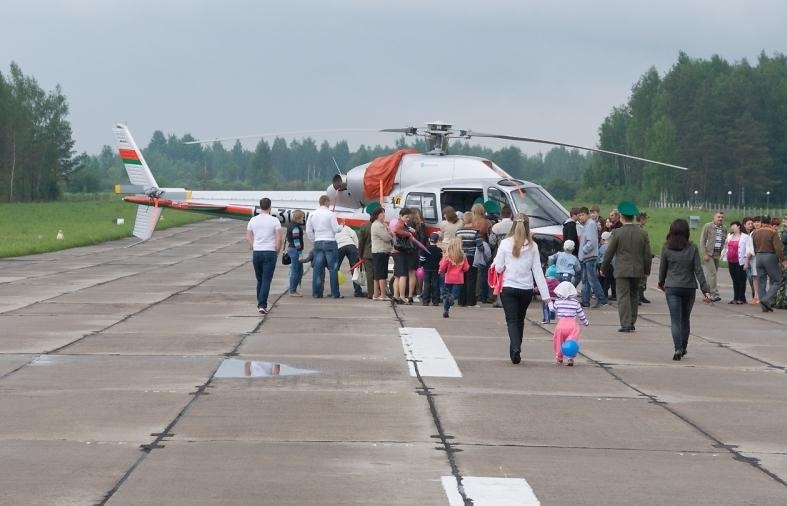 День открытых дверей в пограничном авиационном отряде