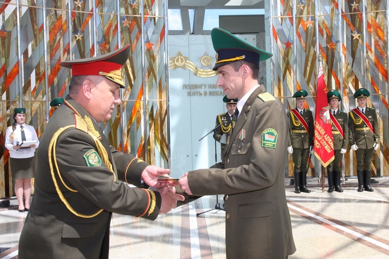 15 июня 2017...Выпуск младших офицеров в музее истории Великой Отечественной войны...