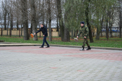 Воскресенье...ноябрь 2017... Центр подготовки специалистов пограничного контроля...сыграли в айсшток в городском парке...