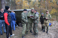 Военнослужащие Гомельской пограничной группы приняли участие в республиканской акции «Чистый лес».